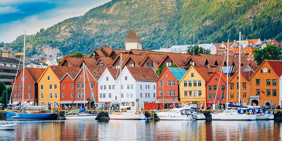Exploring the World Heritage waterfront of Bergen