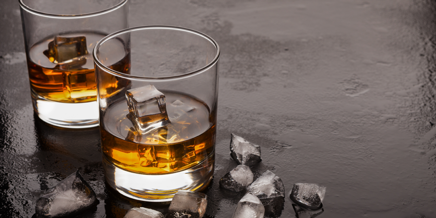 Whisky tasting with Charles MacLean