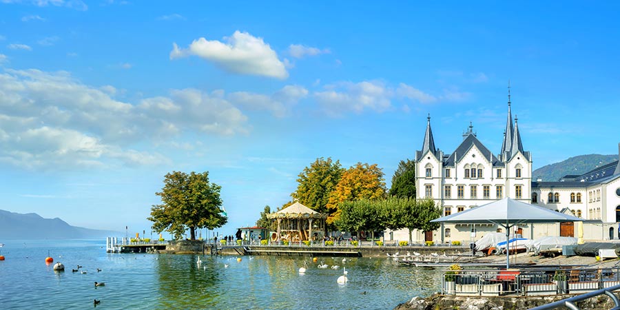 Staying in charming lakeside Vevey